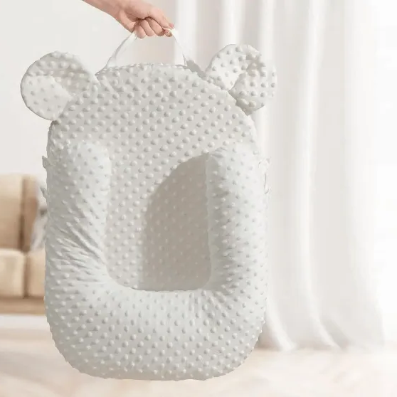 Oreiller de repos et de confort pour nouveau-né : support de sommeil anti-roulement et résistant au reflux