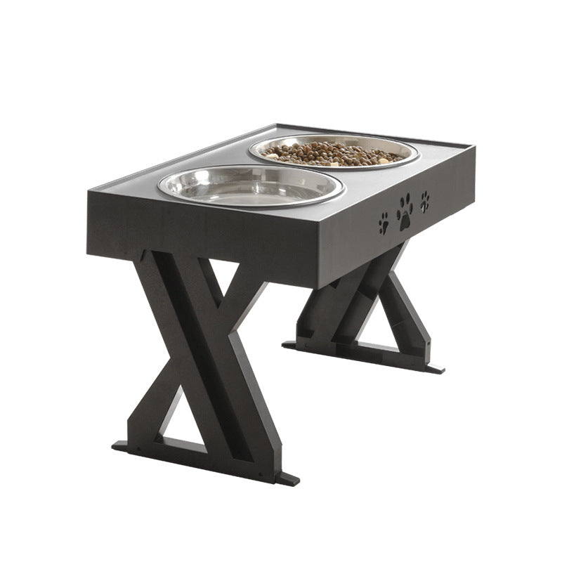 Elevated Food Table and Bowls