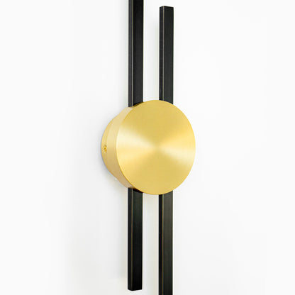 Linear Minimalist Light Sconce