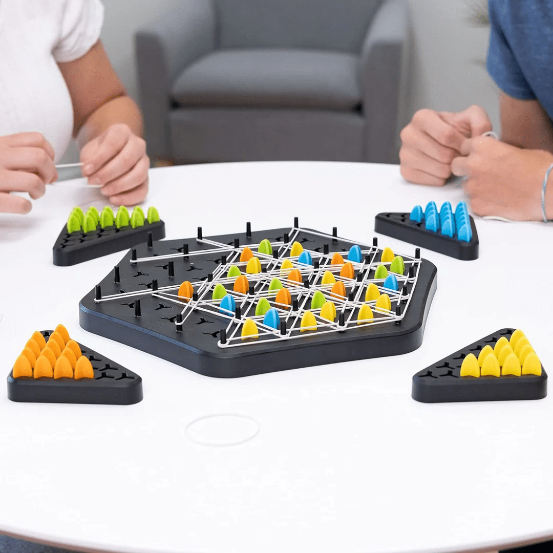 TriadChess™ | Ervaar ongekende strategieën!