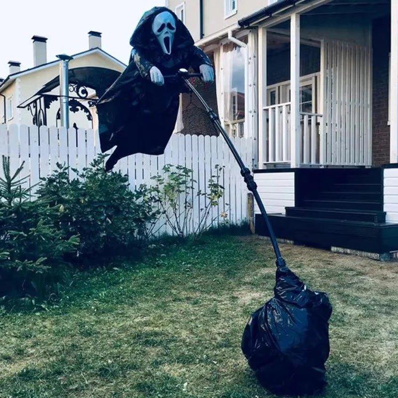 ScreamingFly™ | The ultimate hanging ghost costume