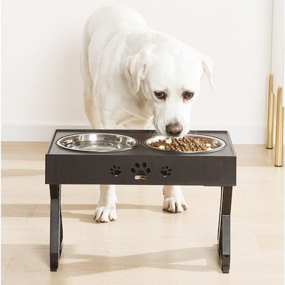 Elevated Food Table and Bowls