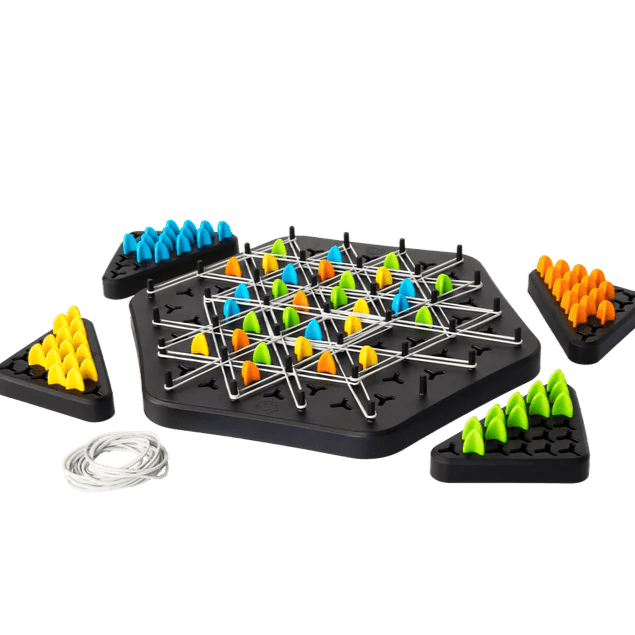 TriadChess™ | Ervaar ongekende strategieën!